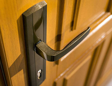 岭东24小时上门开锁公司